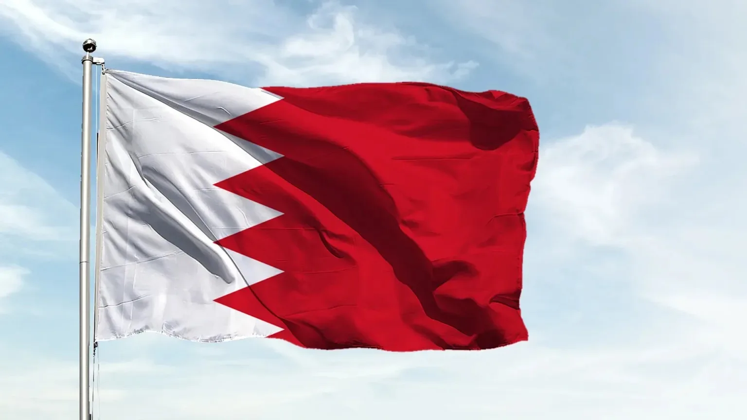 البحرين: تدمير 75 صاروخًا و123 طائرة مسيرة منذ بداية الاعتداء الإيراني