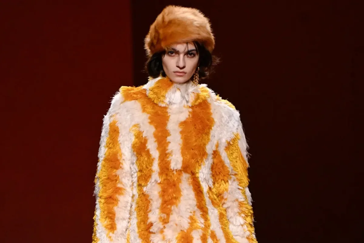 بوتيغا فينيتا خريف 2026 فرو صناعي بلمسة فاخرة