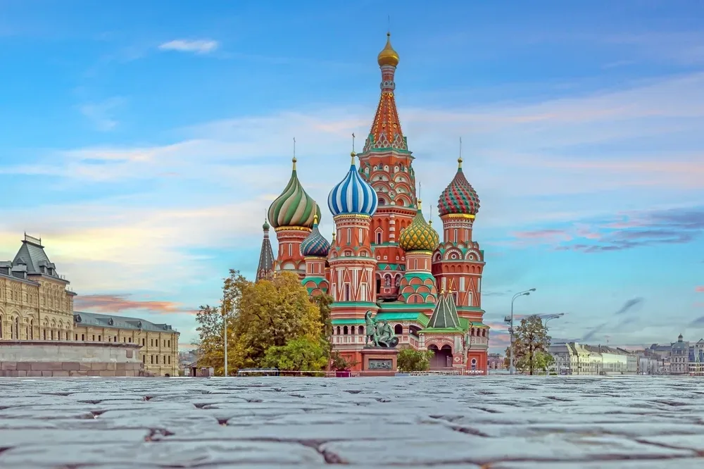 موسكو تحذر من امتداد الصراع إلى بحر قزوين