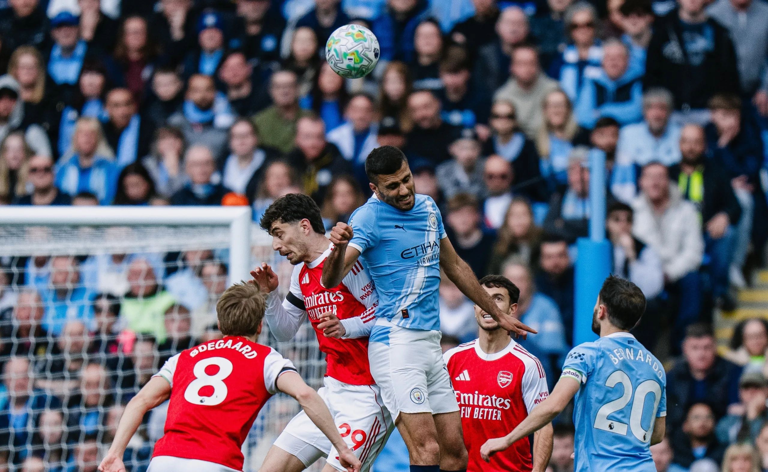السيتي يهزم أرسنال في قمة الدوري الإنجليزي