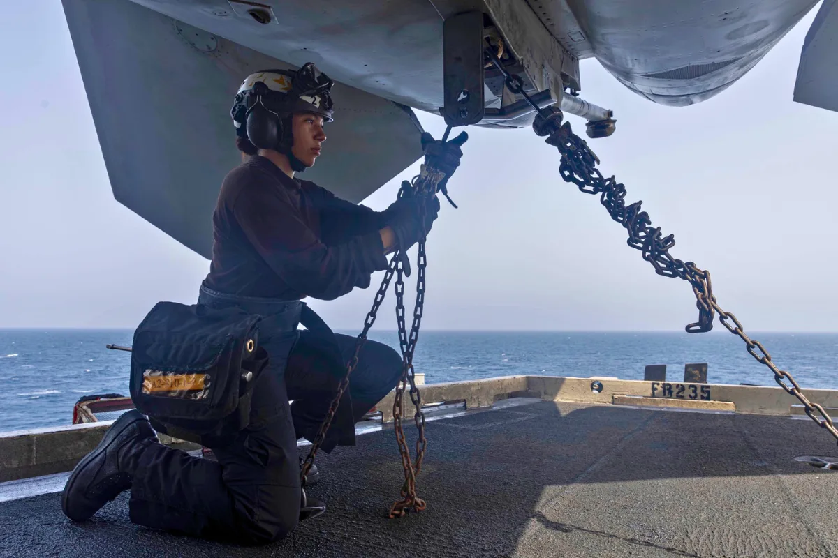 سيناريوهات الحصار الأمريكي لمضيق هرمز… كيف سيتم؟