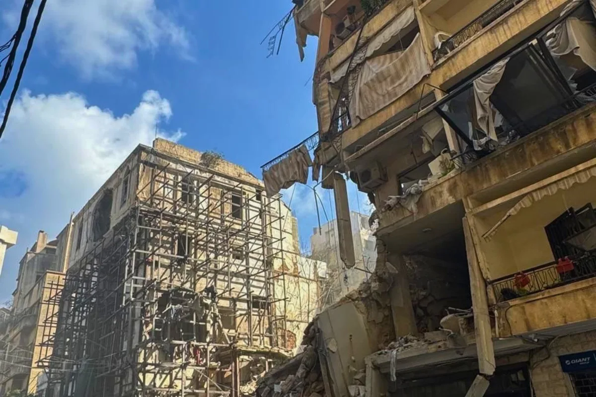 إسرائيل تنفذ “أكبر ضربة” في لبنان رغم وقف إطلاق النار الأمريكي الإيراني