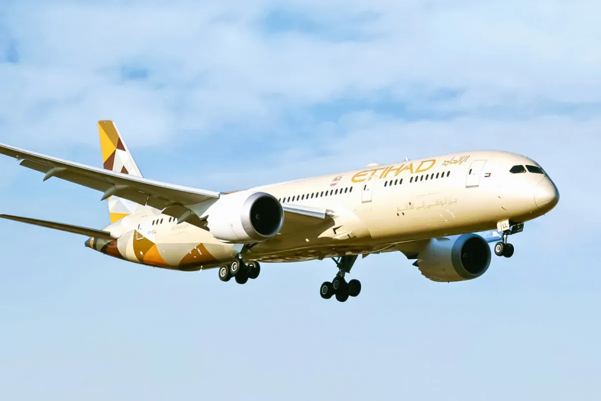 وجهة جديدة.. الاتحاد للطيران تبدأ رحلاتها إلى دكا يونيو المقبل