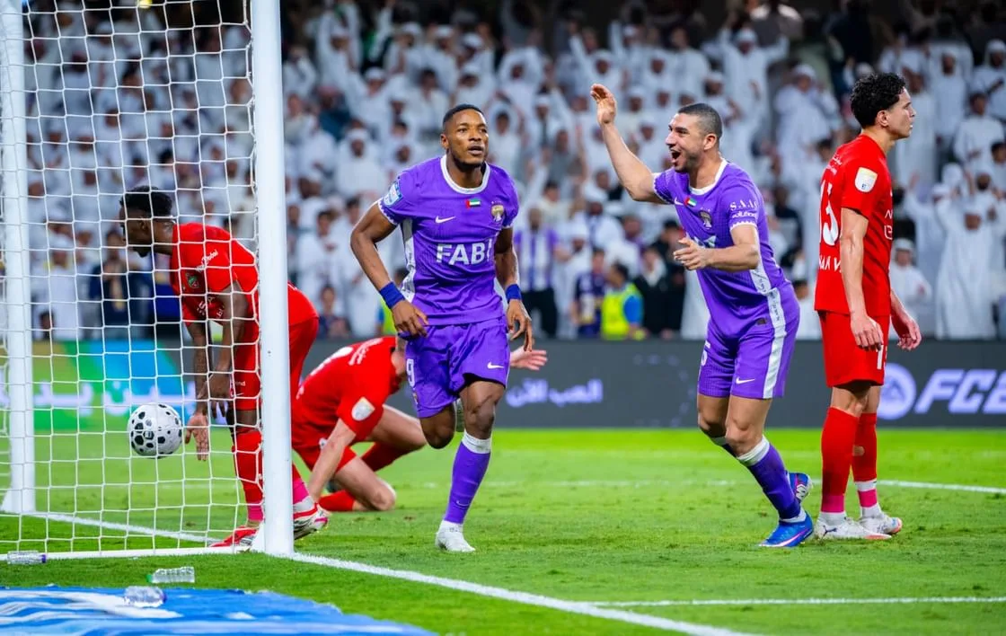 العين يهزم شباب الأهلي 3-2 ويعزز صدارته بالدوري