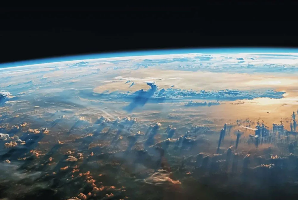 عطل غامض يضرب قمرا لـ”ستارلينك” ويسبب تفككه في المدار