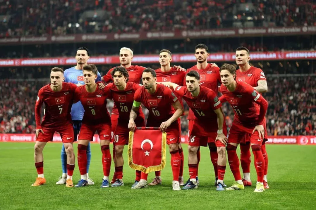 تركيا تعود إلى المونديال بعد غياب دام 24 عامًا بفوزها على كوسوفو