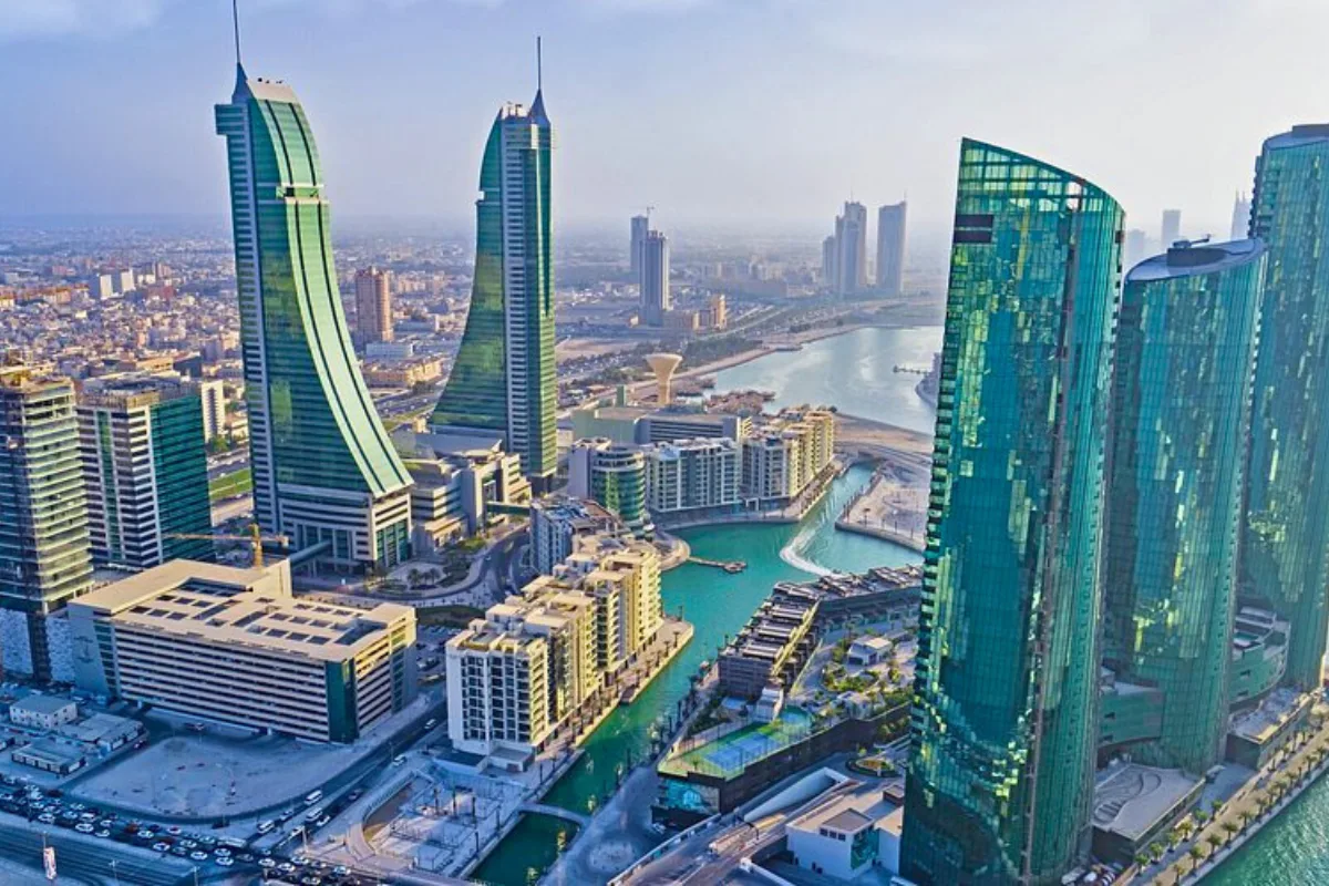 البحرين: اعتراض وتدمير 188صاروخا و429 طائرة مسيرة منذ بدء الاعتداءات الإيرانية