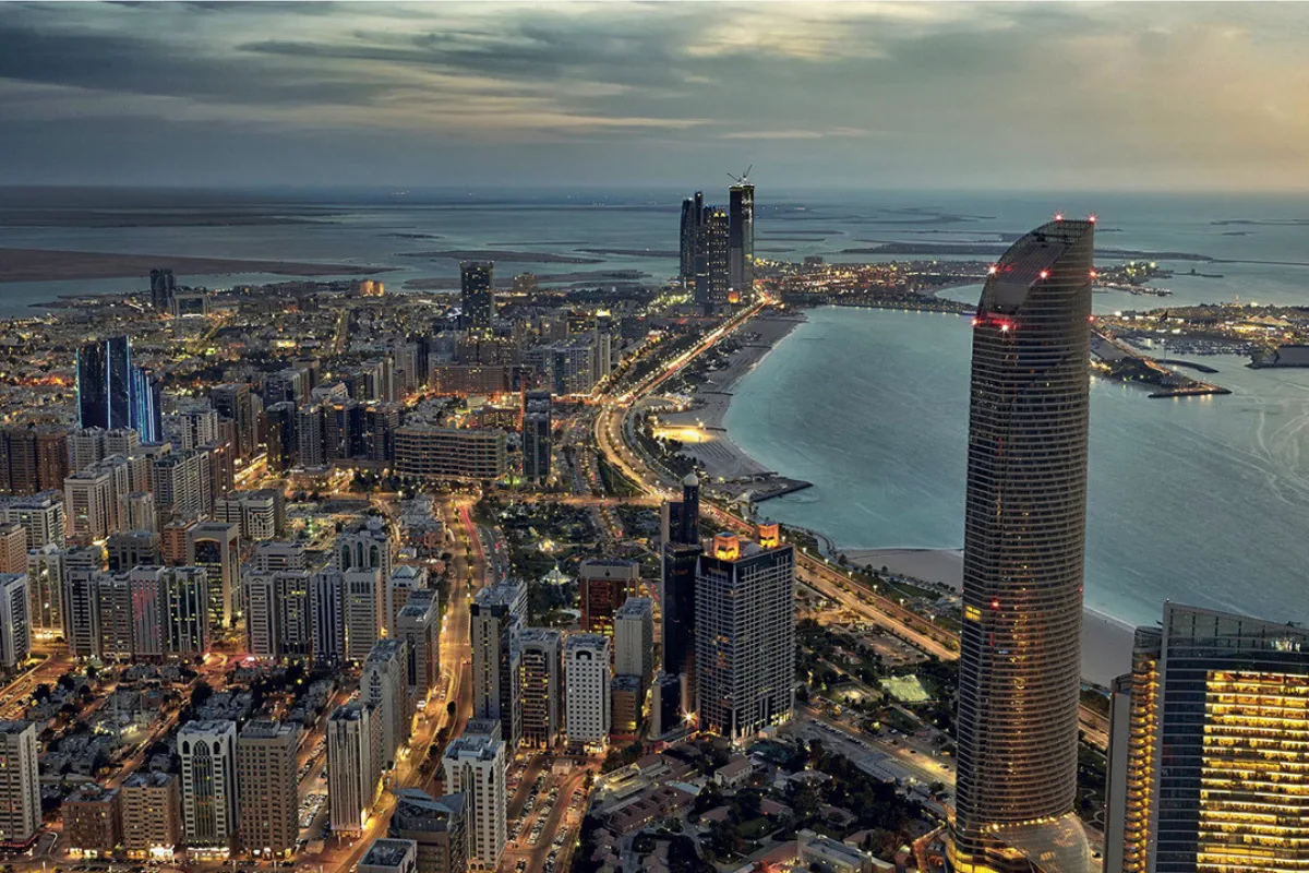 كبار المستثمرين يتجهون إلى أبوظبي وسط موجة استثمارات متنامية