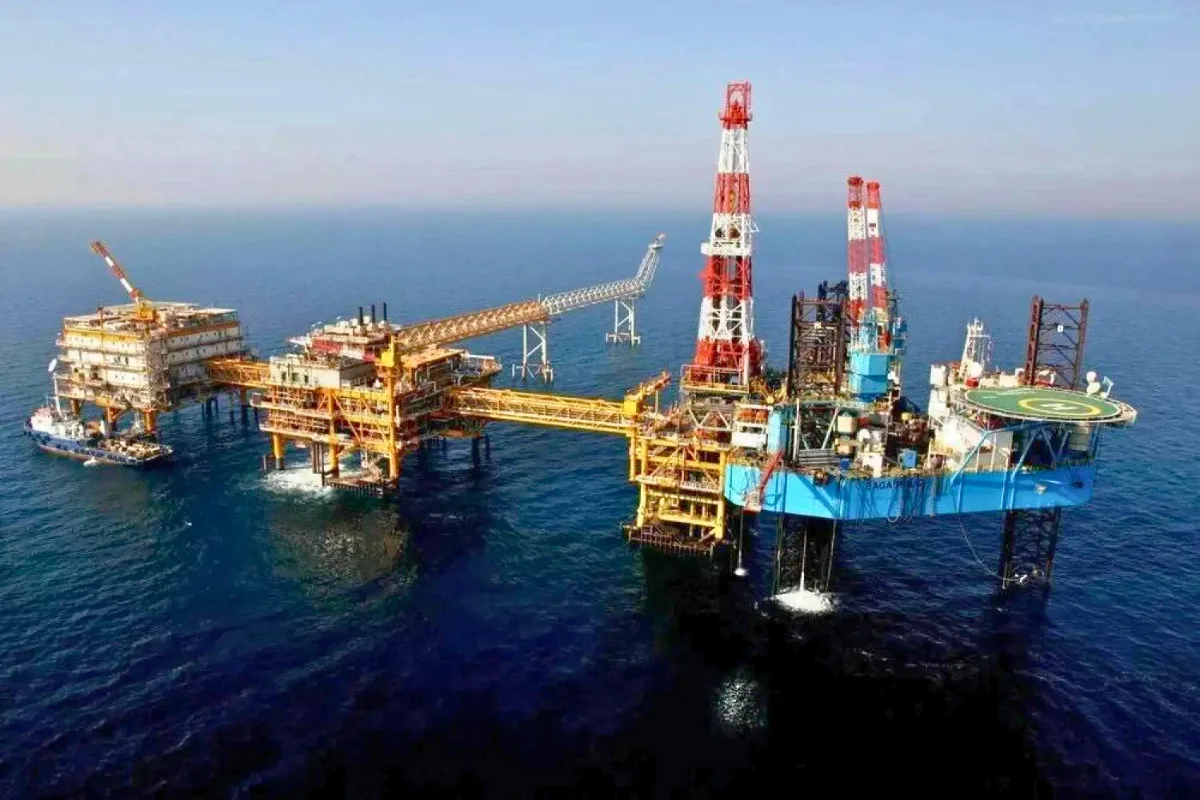 انفجارات في أكبر مجمع للغاز في إيران