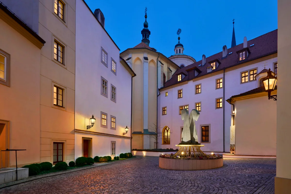 كمبينسكي تعلن شراء فندق تاريخي في براغ لتعزيز استثماراتها