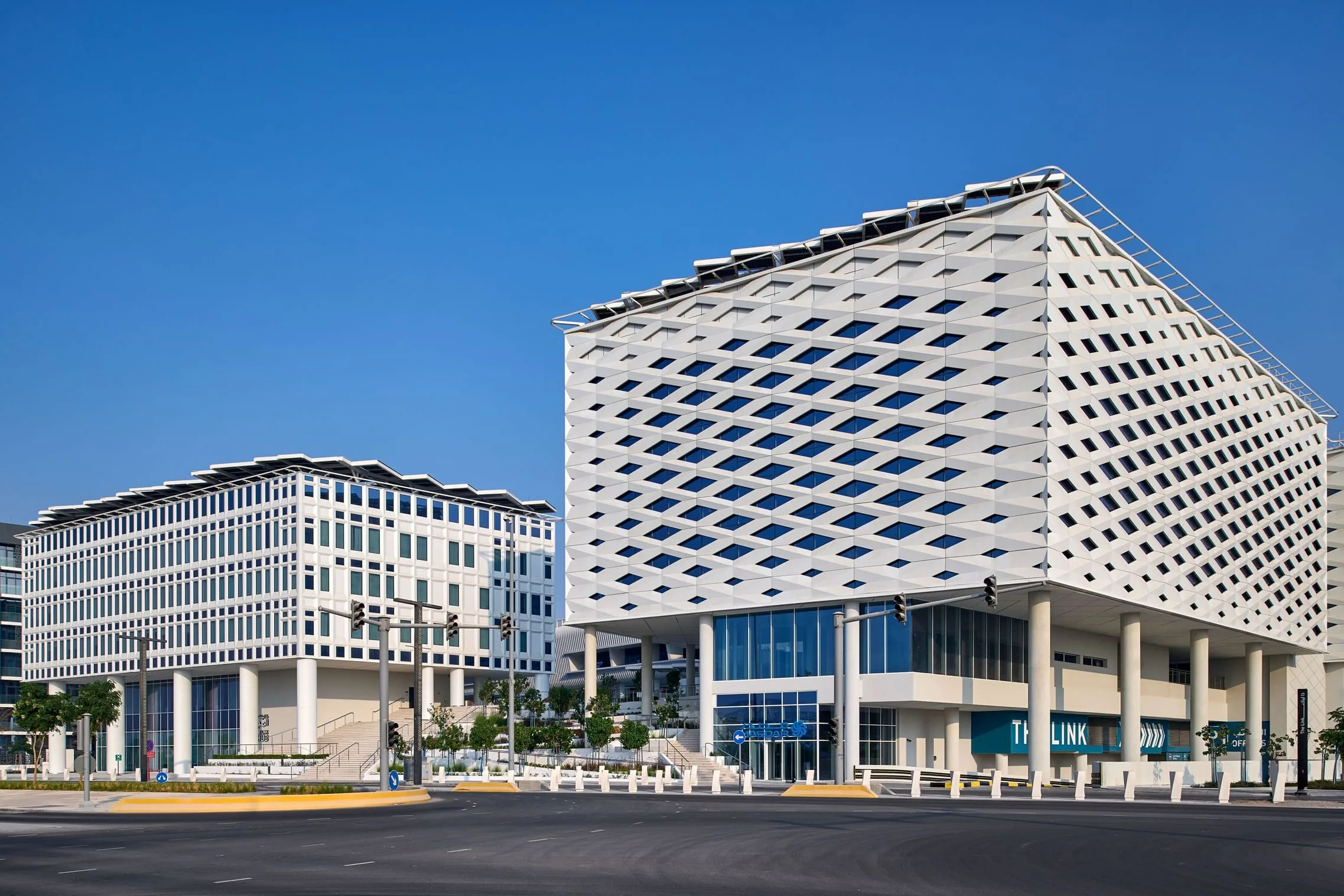 بـ 654 مليون درهم.. “الدار” و”مبادلة” تستحوذان على “ذا لينك”