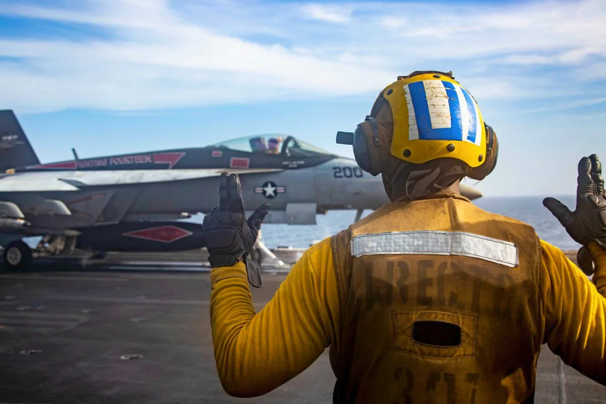 سنتكوم تنشر لقطات لعملية السيطرة على “توسكا” الإيرانية