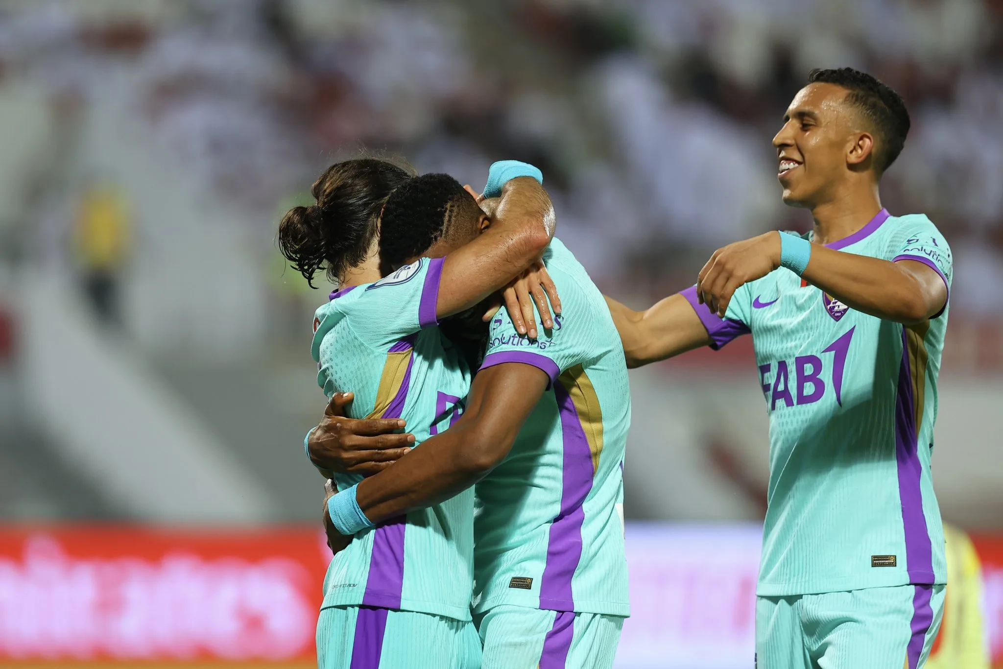 العين بطلاً للدوري الإماراتي بعد فوز كاسح على الشارقة