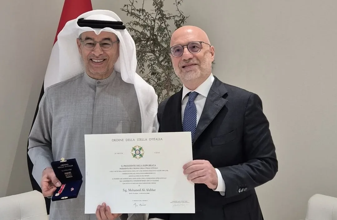 الرئيس الإيطالي يمنح العبار وسام نجمة إيطاليا برتبة فارس
