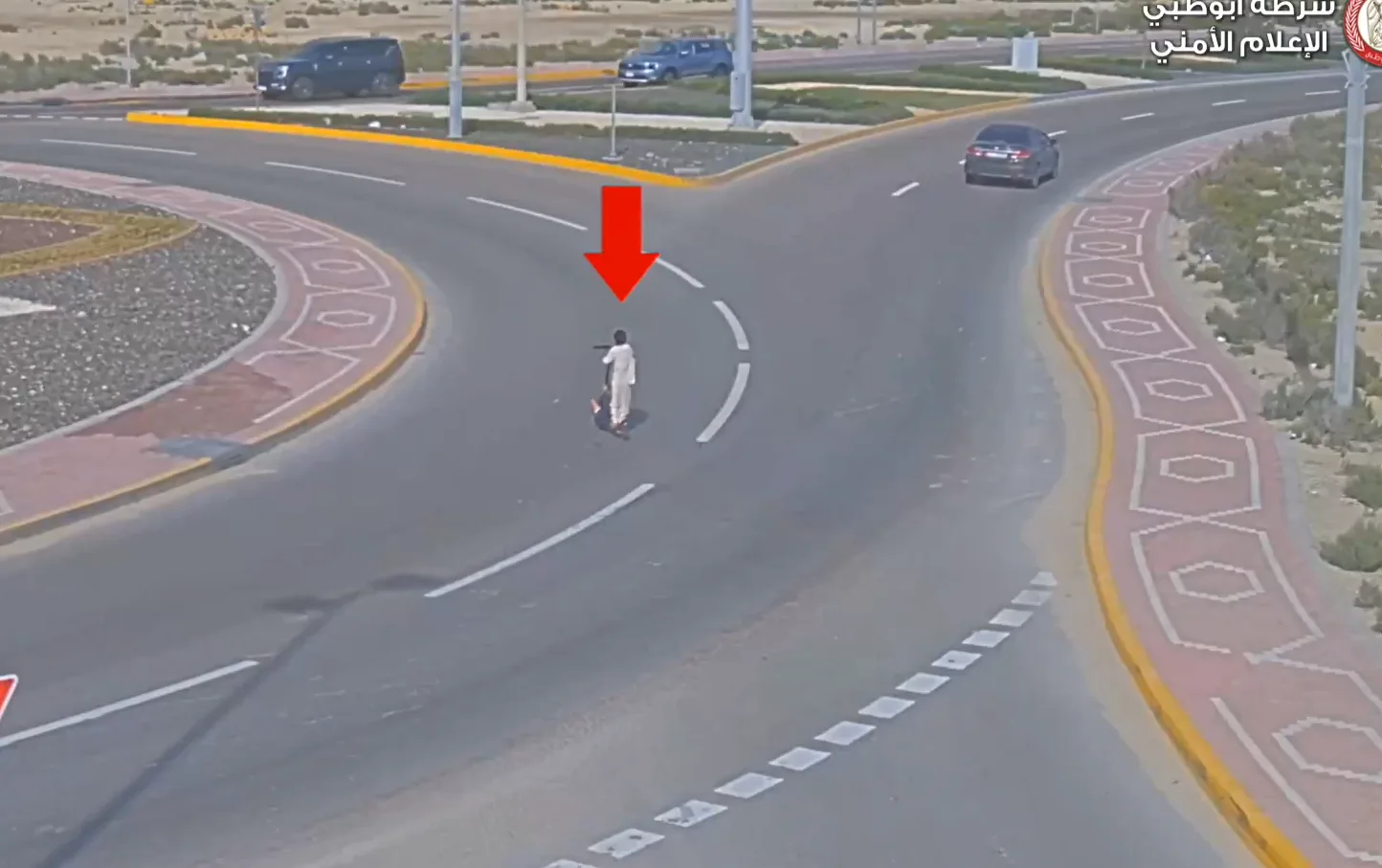 شرطة أبوظبي تحذر من الاستخدام الخاطئ للدراجات الكهربائية “السكوتر”