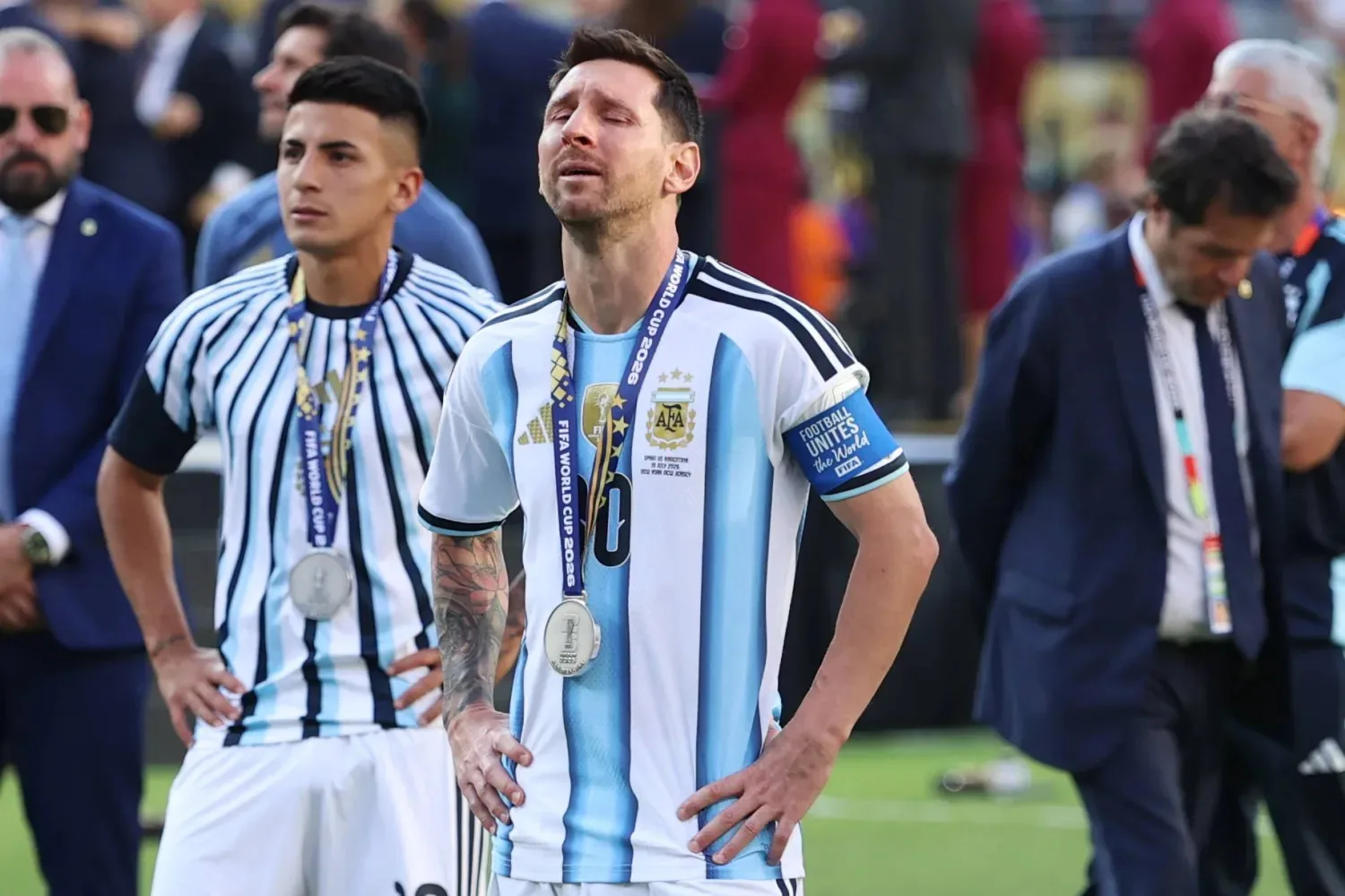 ميسي: الألم كبير لكن الفخر بالأرجنتين أكبر