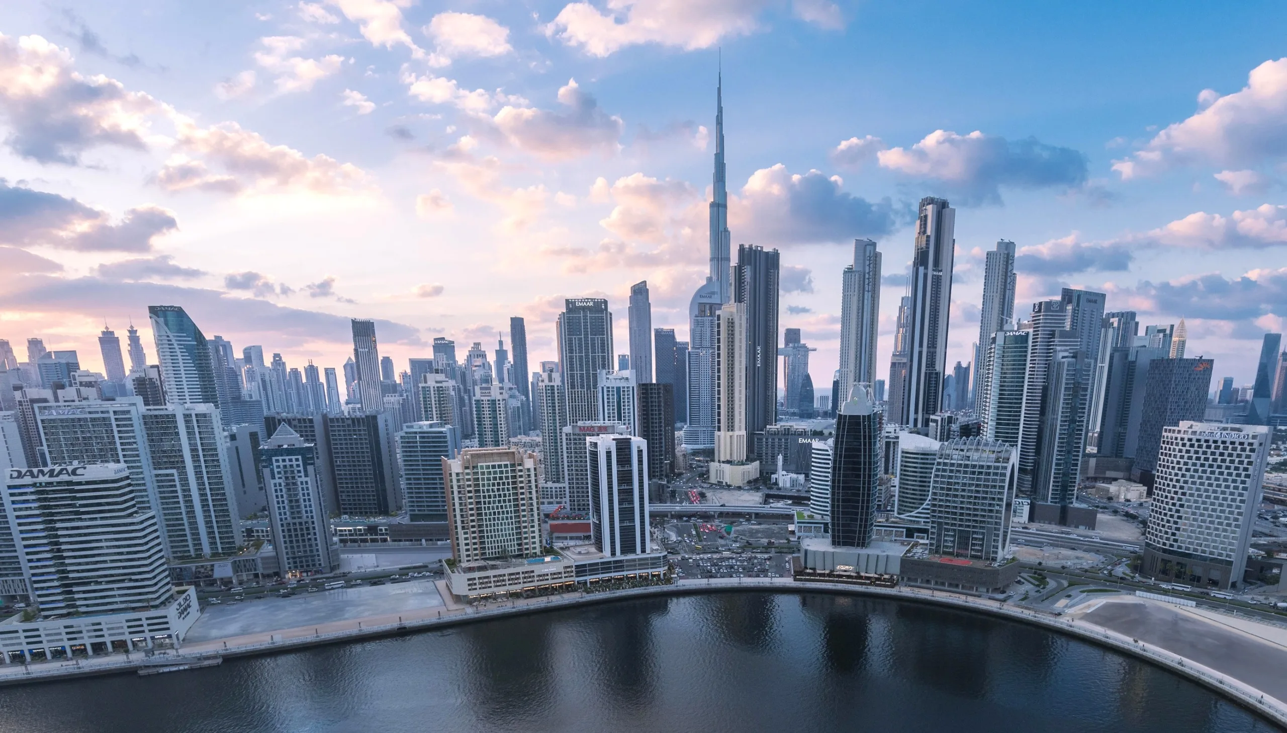 أرقام ضخمة لعقارات دبي… إعمار تتربع على عرش المبيعات بـ30.6 مليار درهم
