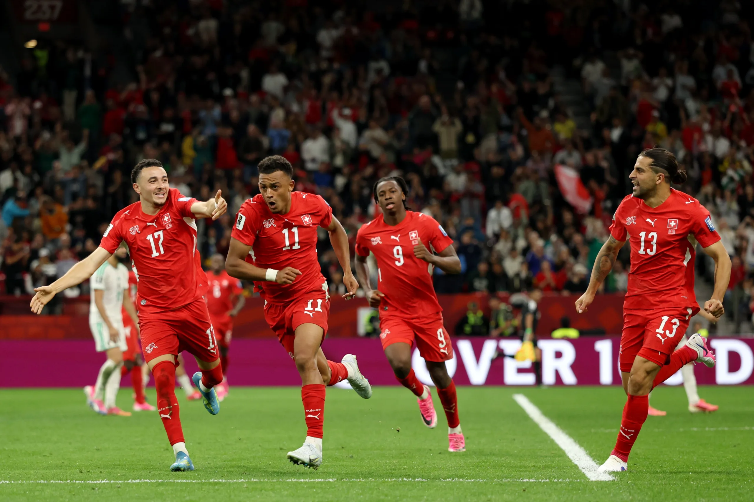كأس العالم 2026.. سويسرا إلى دور الـ16 بعد إقصاء الجزائر