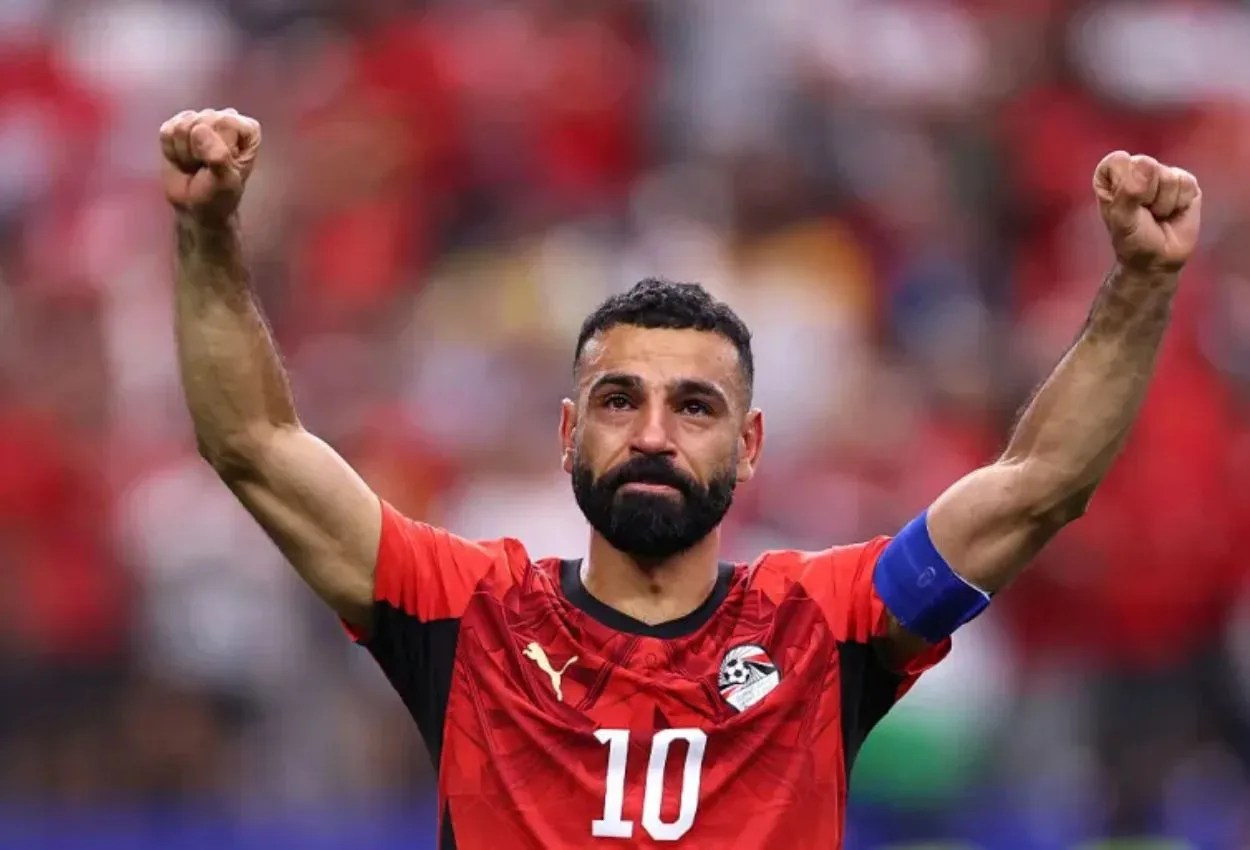 صلاح يبكي فرحًا بعد قيادة مصر إلى ثمن نهائي كأس العالم 2026 بركلة “بانينكا” تاريخية
