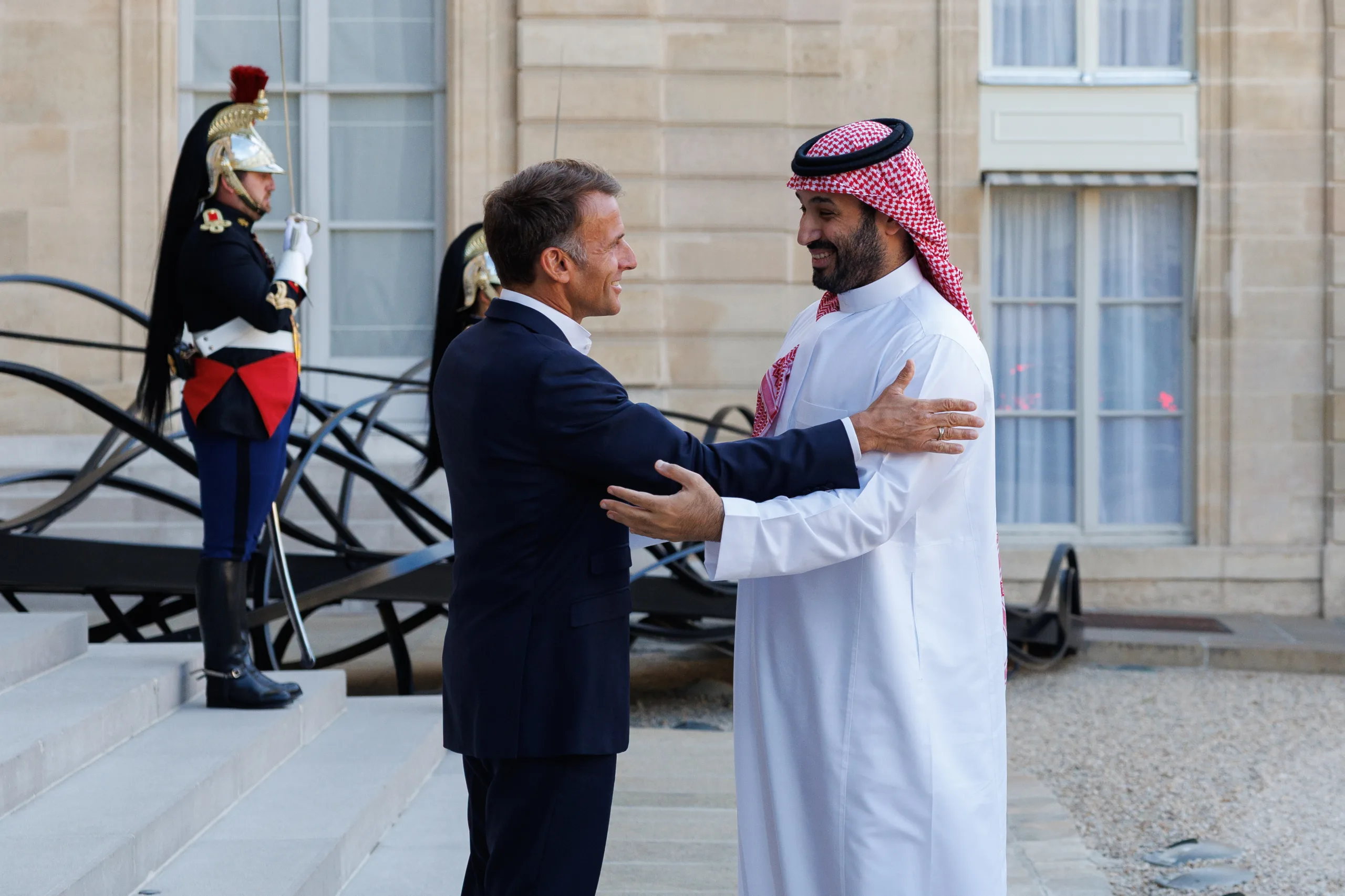 في باريس.. محمد بن سلمان يحضر تتويج بطل العالم للرياضات الإلكترونية