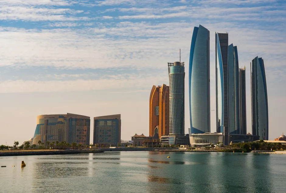 أصول التأمين في الإمارات تتخطى 164 مليار درهم في 2025