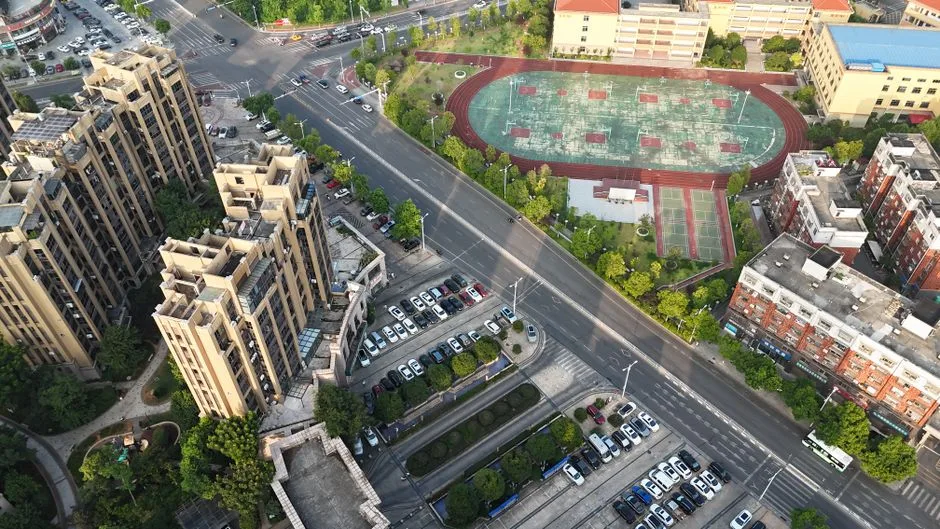 السجن مدى الحياة لمؤسس إيفرغراند بتهم احتيال