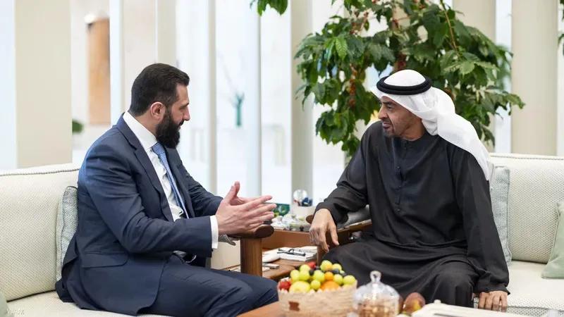 رئيس الإمارات والرئيس السوري يبحثان خلال اتصال هاتفي علاقات البلدين والتطورات الإقليمية