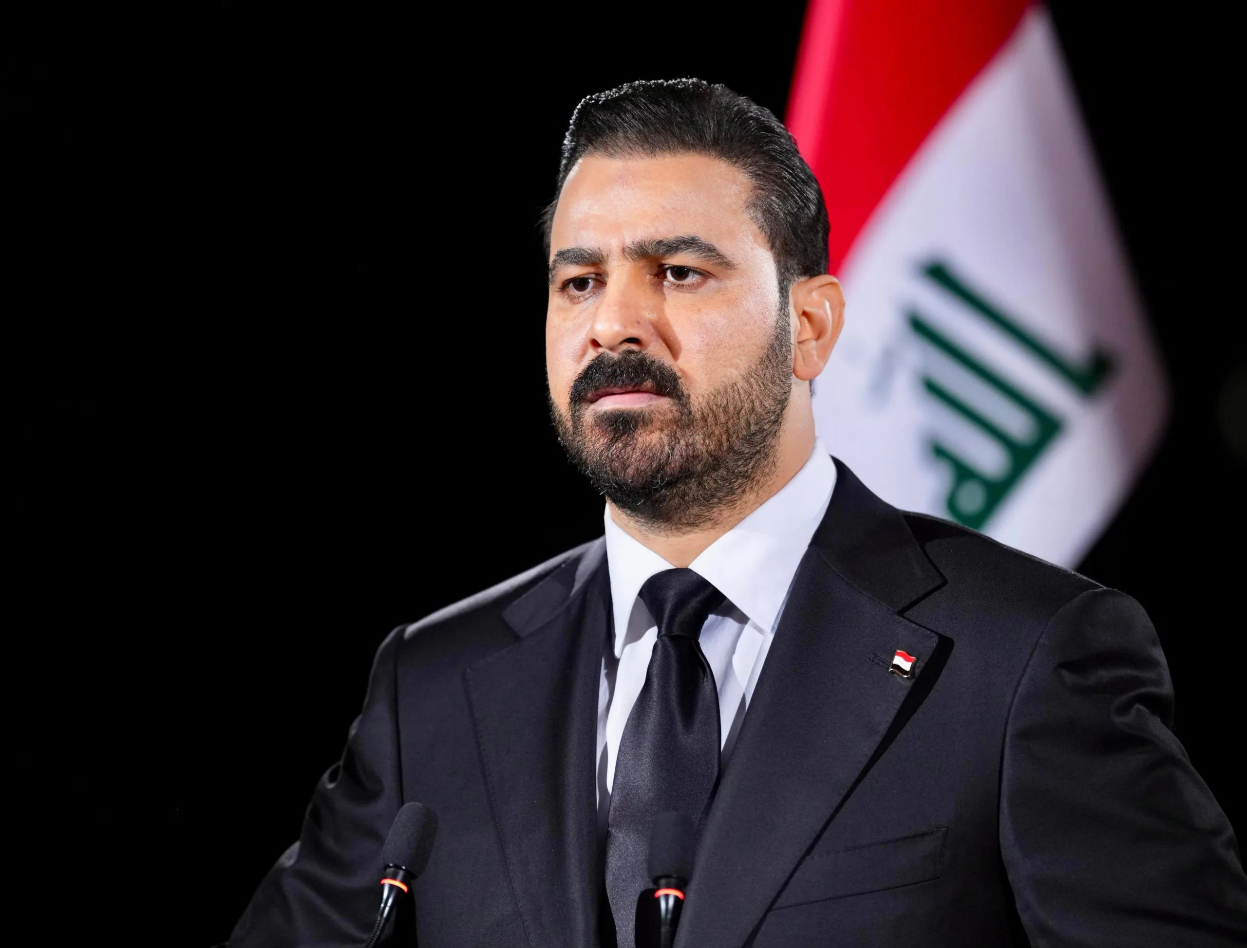 الزيدي يضع يونيو 2027 موعداً لحصر السلاح بيد الدولة